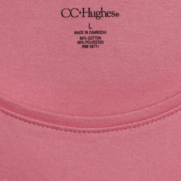 ⭐️ HOST PICK ⭐️ CC Hughes Women's Short Sleeve Shirt - Picture 2 of 2